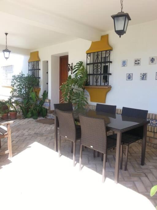 El Magnolio Villa Chiclana de la Frontera Bagian luar foto