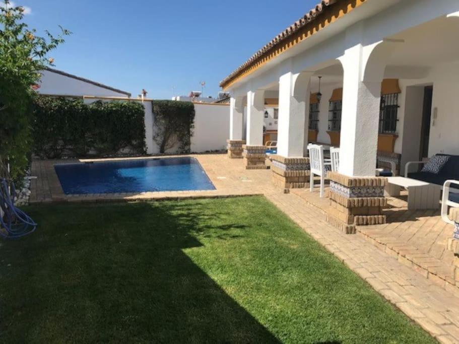El Magnolio Villa Chiclana de la Frontera Bagian luar foto